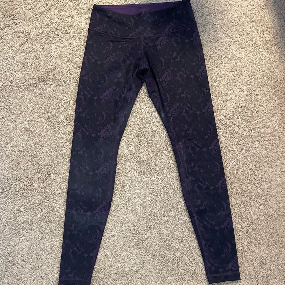 Like New - Purple and Black Lululemon Leggings